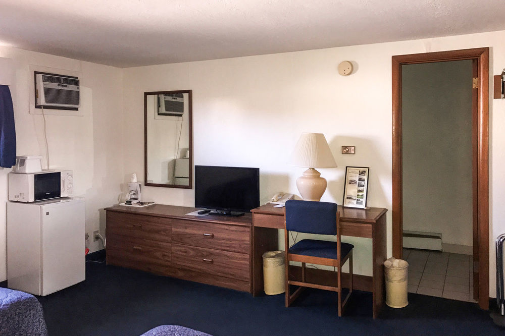 Amerivu Inn Harvest Estates New Hampton Extérieur photo