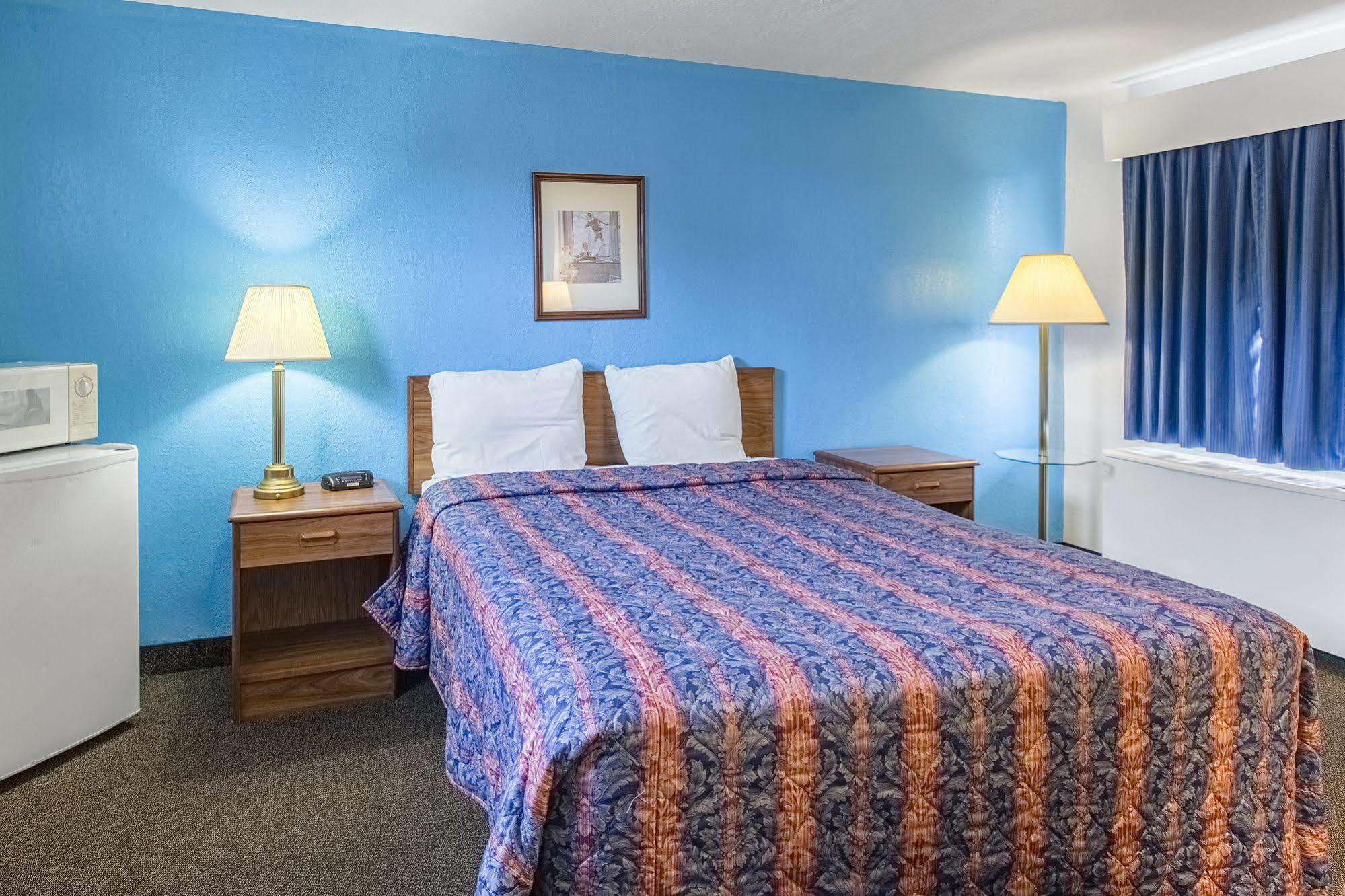 Amerivu Inn Harvest Estates New Hampton Extérieur photo
