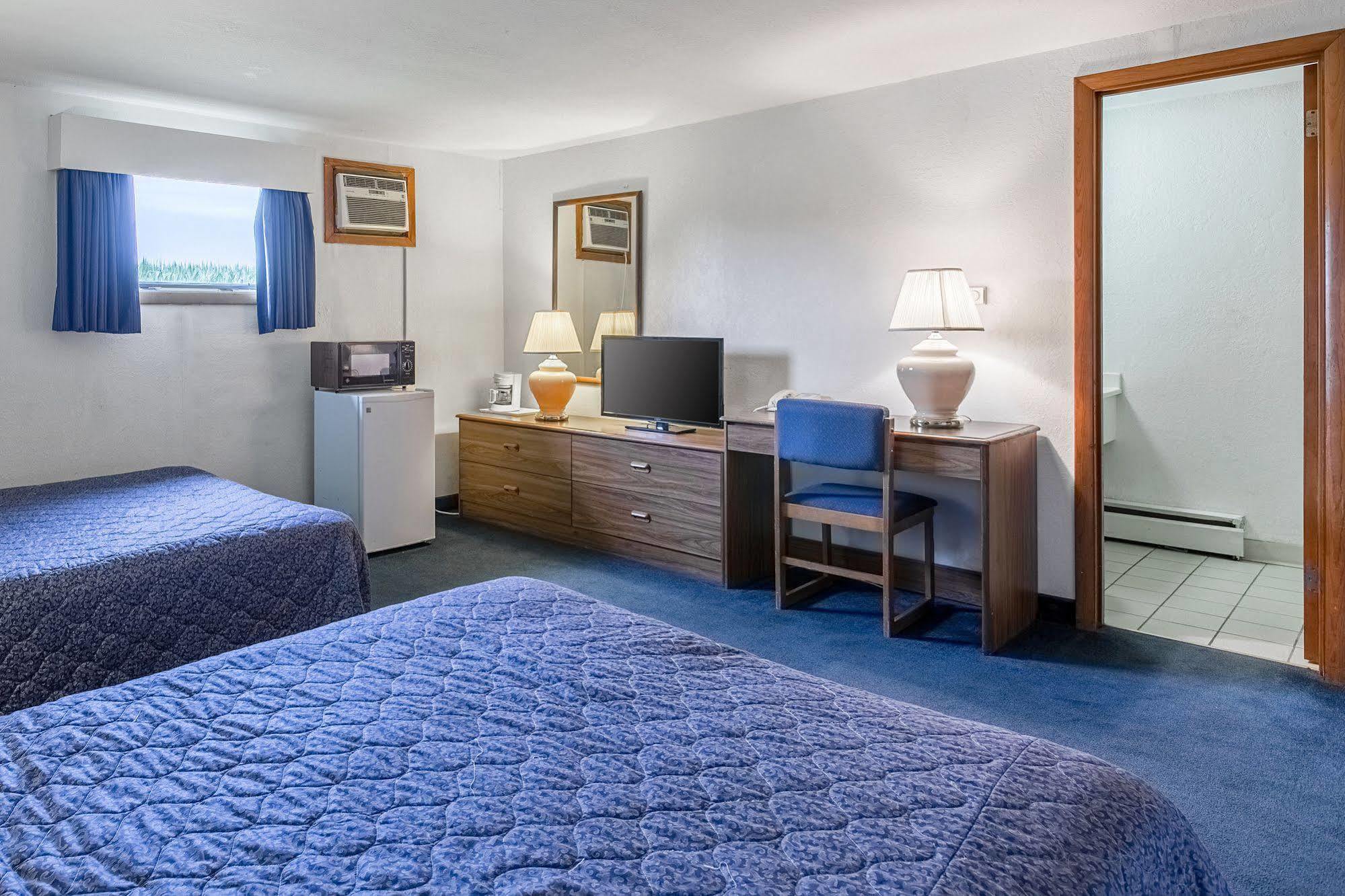 Amerivu Inn Harvest Estates New Hampton Extérieur photo