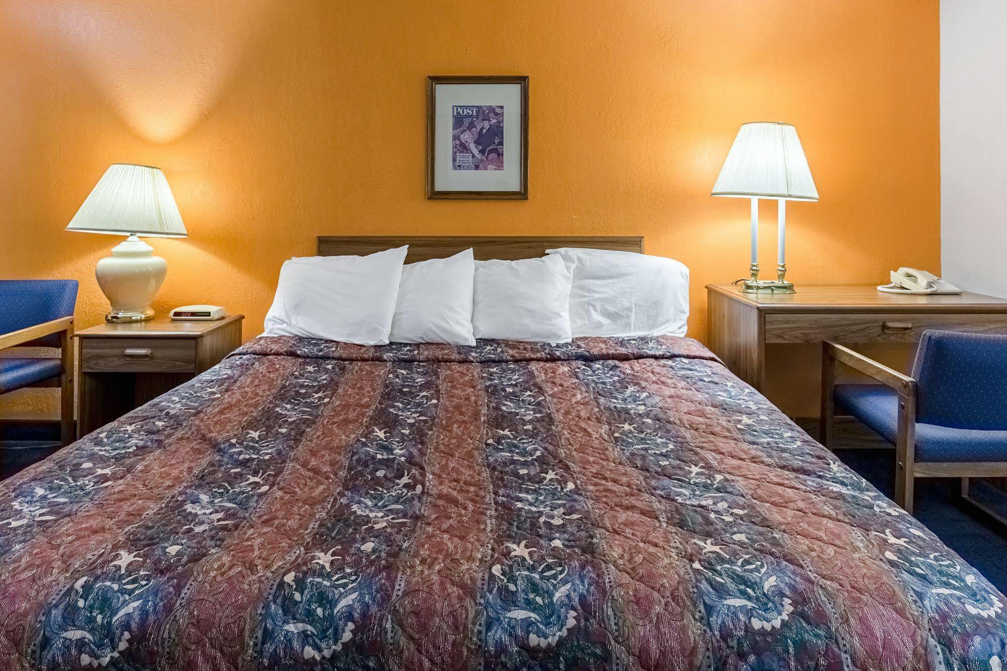 Amerivu Inn Harvest Estates New Hampton Extérieur photo