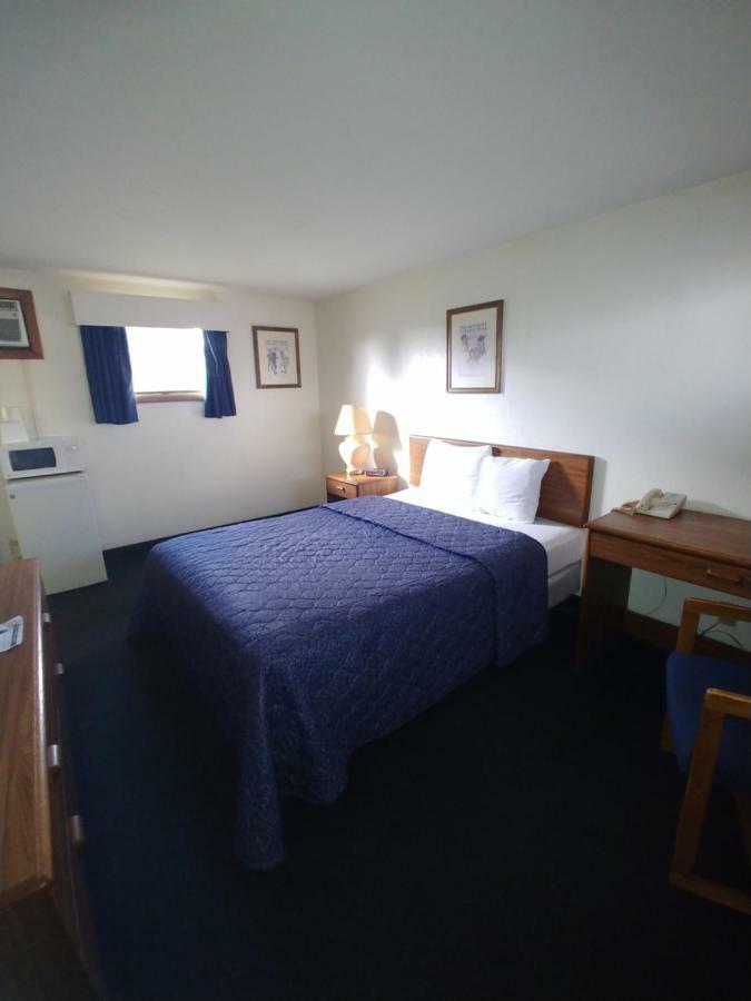 Amerivu Inn Harvest Estates New Hampton Extérieur photo