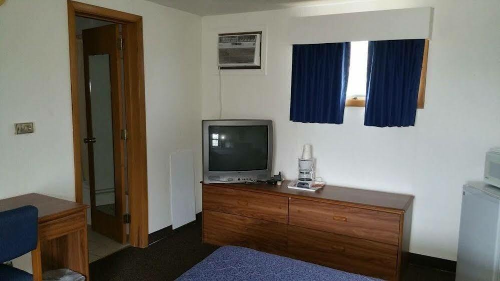 Amerivu Inn Harvest Estates New Hampton Extérieur photo